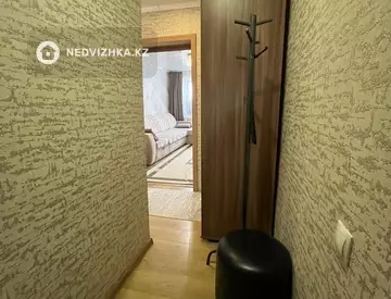 2-комнатная квартира, этаж 3 из 5, 37 м²