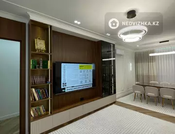 4-комнатная квартира, этаж 3 из 9, 125 м²