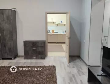 1-комнатная квартира, этаж 1 из 3, 71 м², на длительный срок