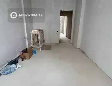 4-комнатная квартира, этаж 3 из 9, 114 м²