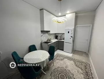 1-комнатная квартира, этаж 6 из 12, 38 м²