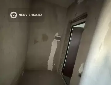 1-комнатная квартира, этаж 12 из 13, 41 м²