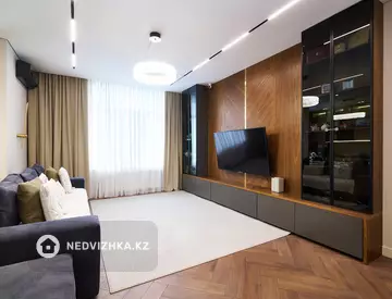 4-комнатная квартира, этаж 9 из 9, 116 м²