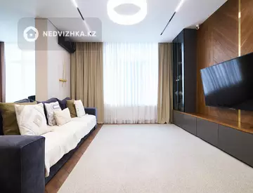 4-комнатная квартира, этаж 9 из 9, 116 м²