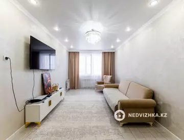3-комнатная квартира, этаж 9 из 9, 81 м²