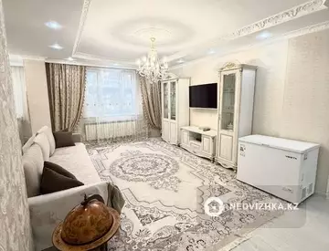4-комнатная квартира, этаж 3 из 14, 100 м²
