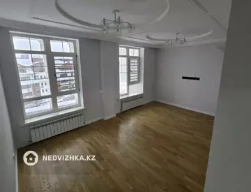 4-комнатная квартира, этаж 6 из 7, 174 м²