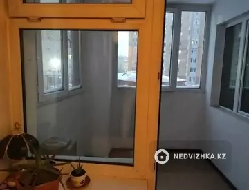 3-комнатная квартира, этаж 2 из 13, 71 м²