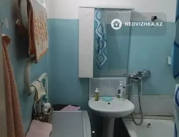 3-комнатная квартира, этаж 2 из 13, 71 м²