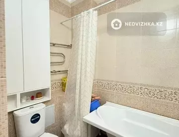 3-комнатная квартира, этаж 8 из 10, 62 м²