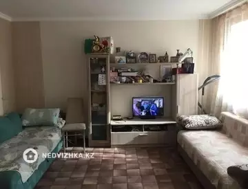 1-комнатная квартира, этаж 3 из 5, 30 м²