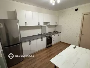 1-комнатная квартира, этаж 2 из 9, 42 м²