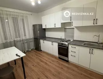 1-комнатная квартира, этаж 2 из 9, 42 м²