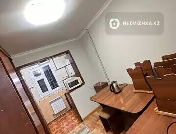 3-комнатная квартира, этаж 2 из 5, 60 м², на длительный срок