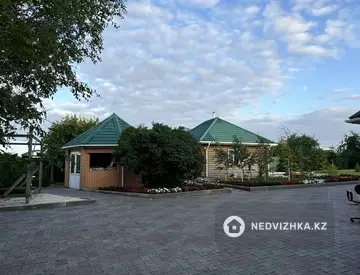 4-комнатный дом, 18 соток, 200 м²