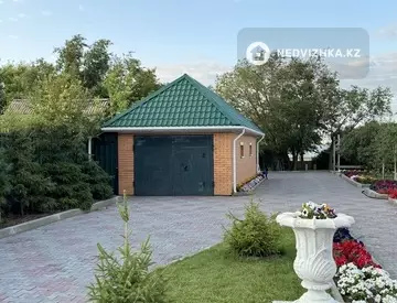 4-комнатный дом, 18 соток, 200 м²