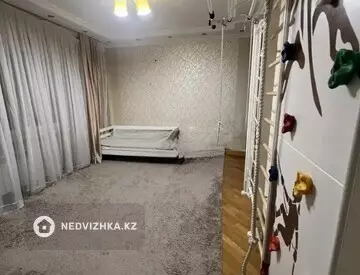 3-комнатная квартира, этаж 7 из 9, 135 м²