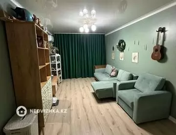 3-комнатная квартира, этаж 5 из 5, 61 м²