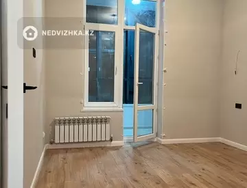 1-комнатная квартира, этаж 2 из 12, 44 м²