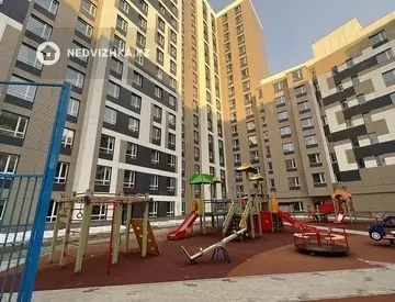 4-комнатная квартира, этаж 1 из 16, 90 м²