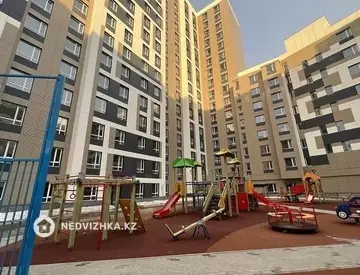 3-комнатная квартира, этаж 1 из 16, 90 м²