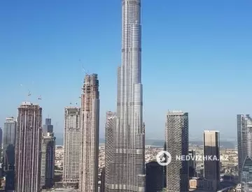 2-комнатная квартира, этаж 47 из 163, 105 м²