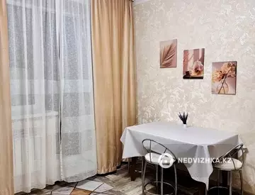 1-комнатная квартира, этаж 2 из 9, 45 м², посуточно