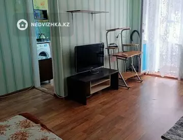 1-комнатная квартира, этаж 4 из 4, 36 м²