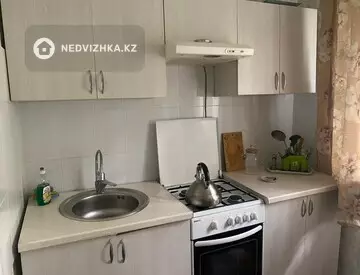 1-комнатная квартира, этаж 1 из 4, 32 м²