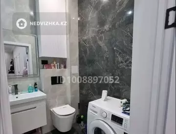 3-комнатная квартира, этаж 3 из 9, 100 м²