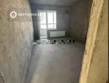 2-комнатная квартира, этаж 9 из 12, 60 м²