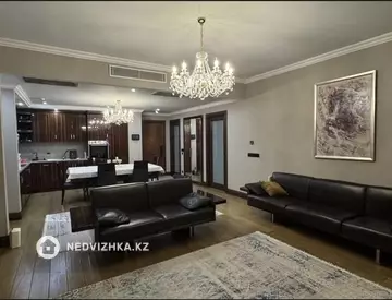 3-комнатная квартира, этаж 4 из 26, 117 м²