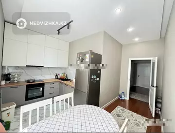 3-комнатная квартира, этаж 1 из 9, 87 м²