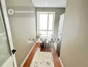 3-комнатная квартира, этаж 1 из 9, 87 м²