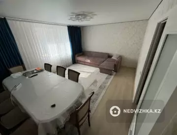 3-комнатная квартира, этаж 4 из 10, 78 м²