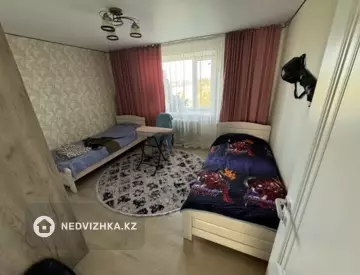 3-комнатная квартира, этаж 4 из 10, 78 м²