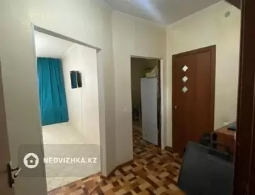 1-комнатная квартира, этаж 12 из 14, 40 м²