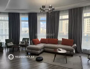 3-комнатная квартира, этаж 3 из 9, 100 м²