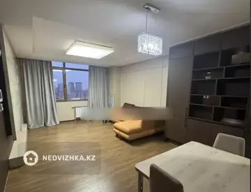 2-комнатная квартира, этаж 8 из 34, 70 м²