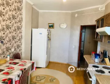 3-комнатная квартира, этаж 17 из 23, 84 м²