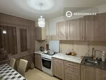 3-комнатная квартира, этаж 4 из 9, 65 м²