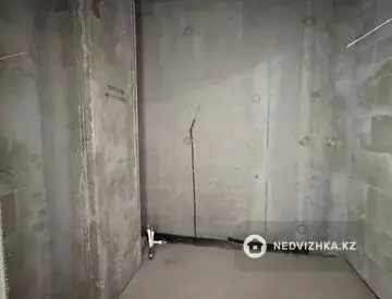 1-комнатная квартира, этаж 13 из 16, 38 м²