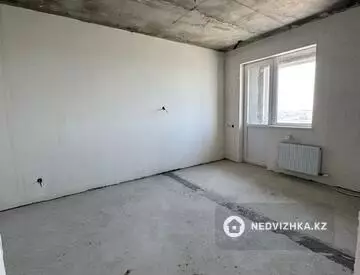1-комнатная квартира, этаж 13 из 16, 38 м²