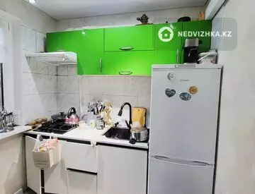 2-комнатная квартира, этаж 4 из 4, 46 м²