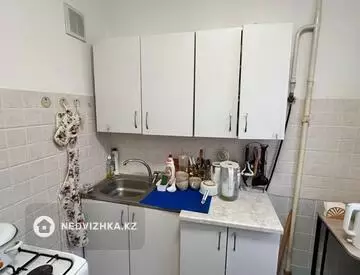 2-комнатная квартира, этаж 3 из 4, 45 м²