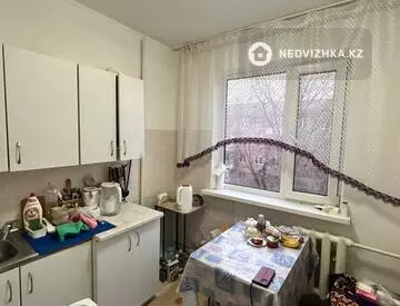 2-комнатная квартира, этаж 3 из 4, 45 м²
