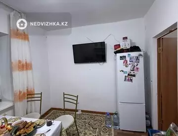 2-комнатная квартира, этаж 9 из 9, 62 м²