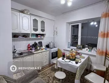2-комнатная квартира, этаж 9 из 9, 62 м²