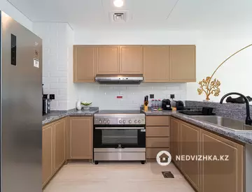 5-комнатный дом, 150 соток, 200 м²
