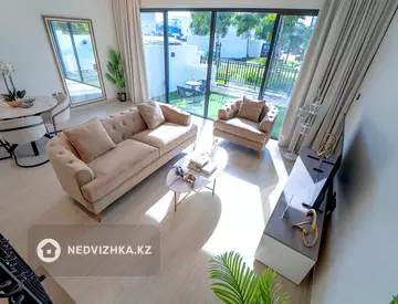 5-комнатный дом, 150 соток, 200 м²